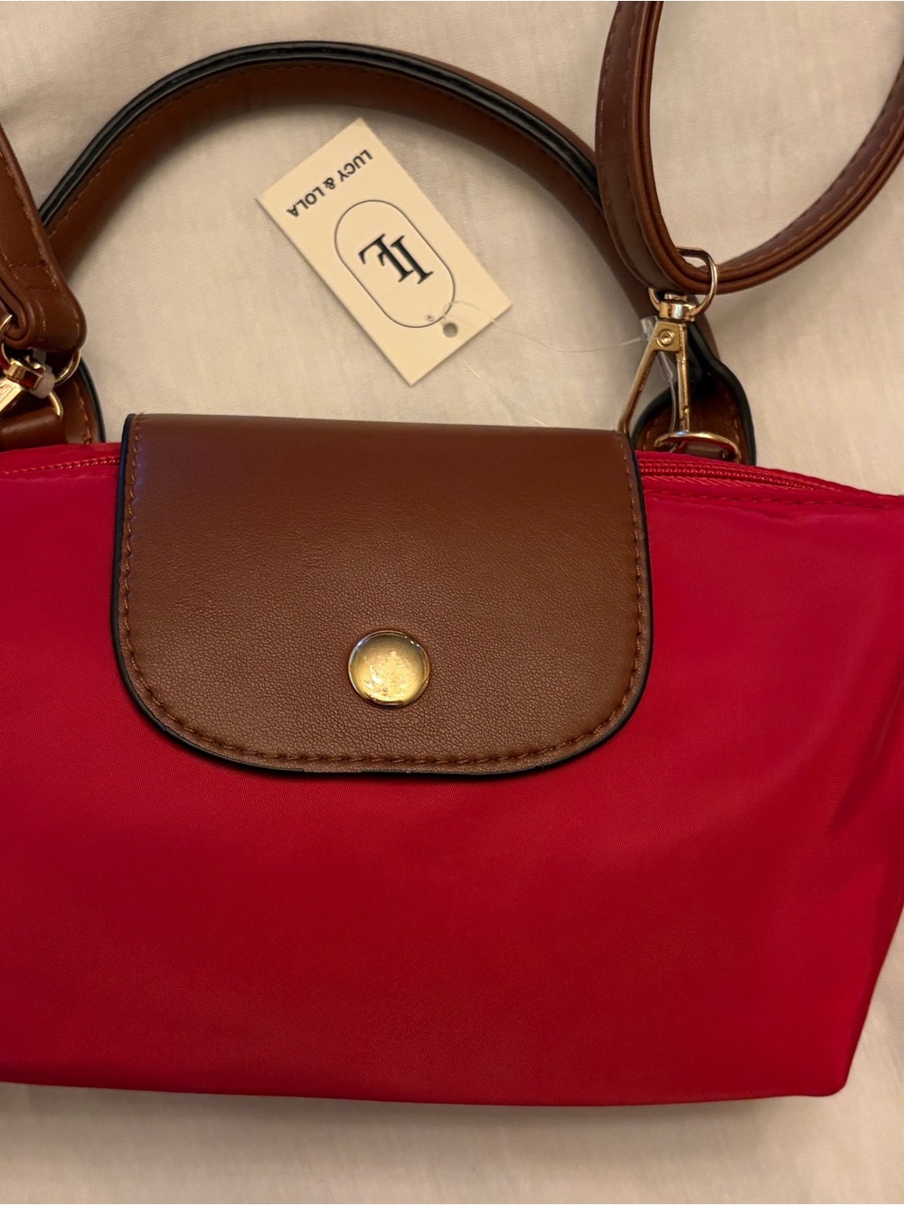 Lucy&Lola Mini Red Nylon Crossbody Handbag NWT - Picture 3 of 5